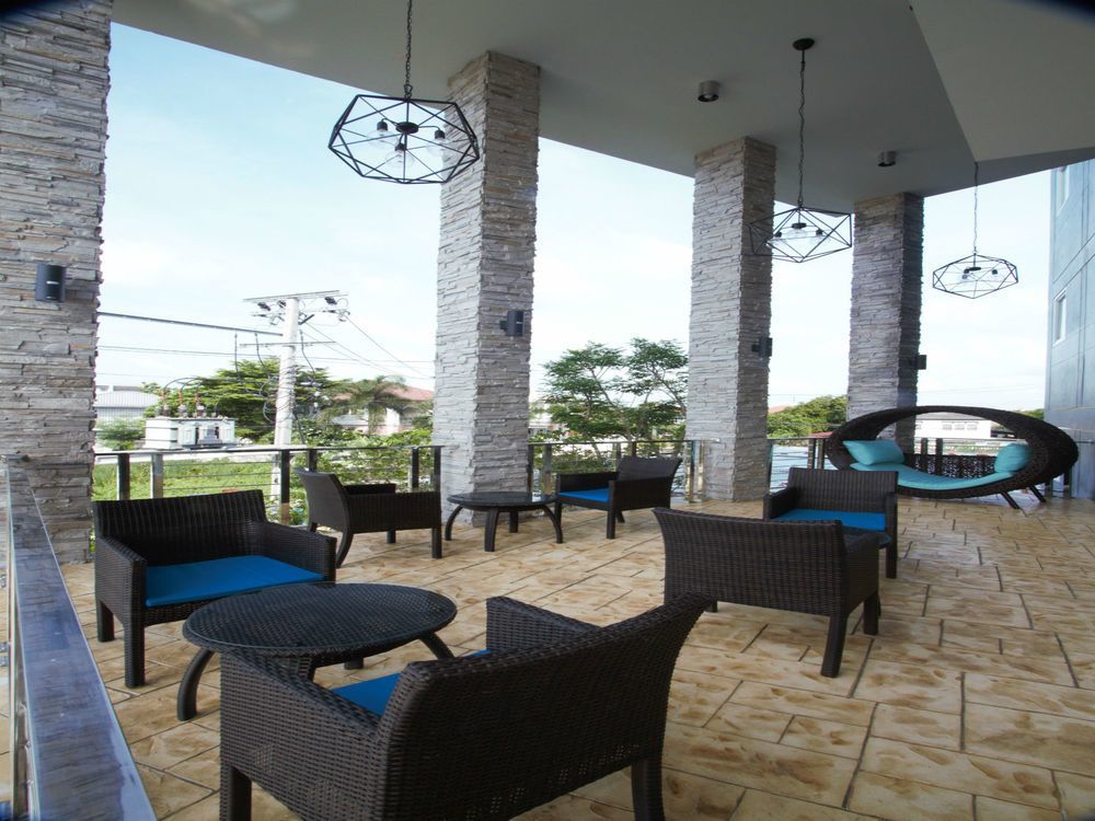 Anna-Nava Pakkret Hotel Nonthaburi Buitenkant foto