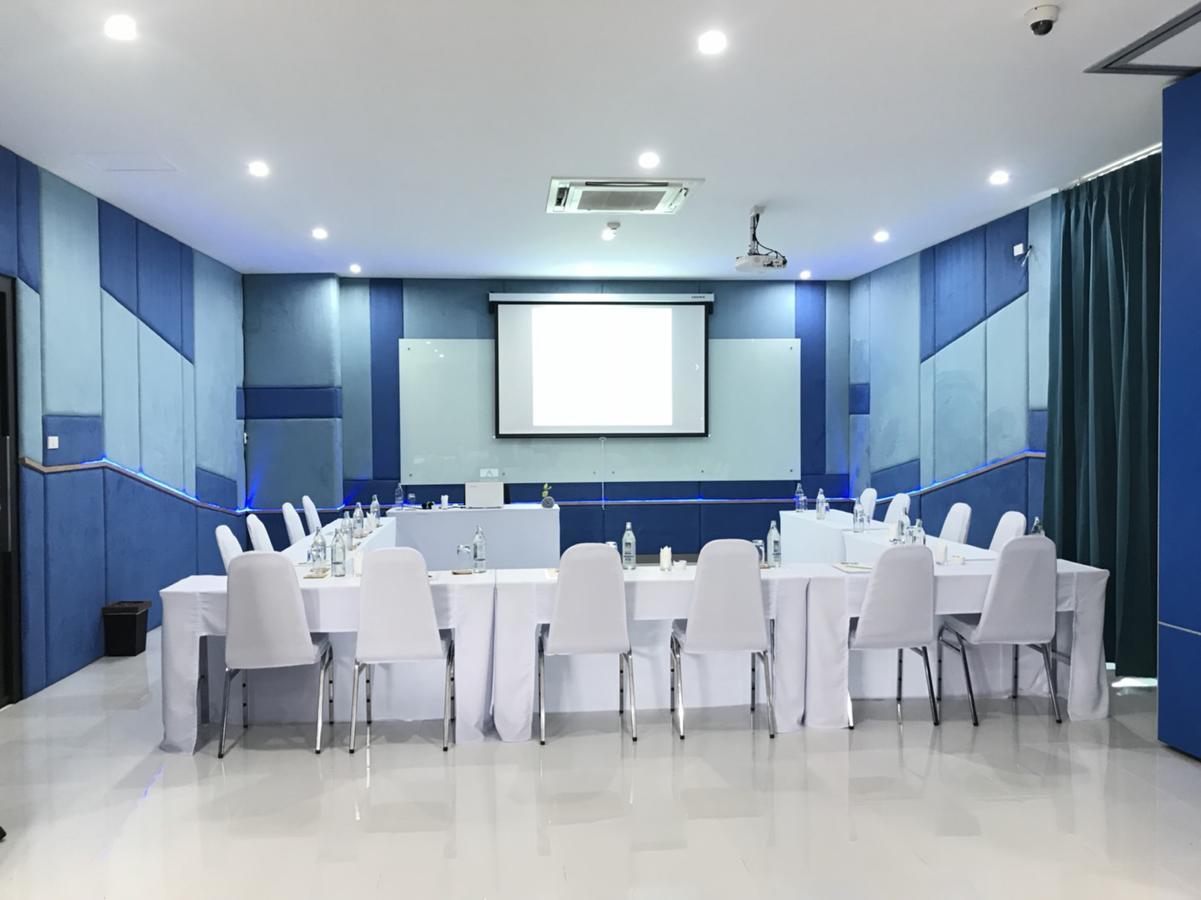 Anna-Nava Pakkret Hotel Nonthaburi Buitenkant foto